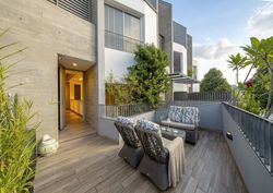 Nim Collection (D28), Terrace #566418001